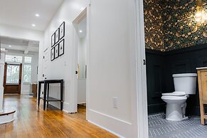 Beautiful Home Located In Historic Norcross