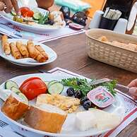 Akyaka Nehir Butik Otel