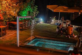 Akyaka Nehir Butik Otel