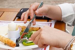 Akyaka Nehir Butik Otel