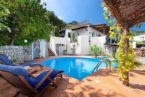 YourHome - Villa Mia