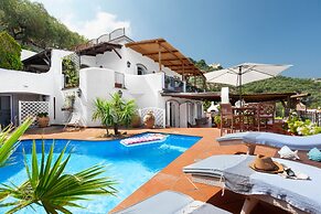 YourHome - Villa Mia