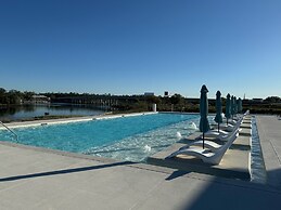 Handsboro Pointe Condo & Suites