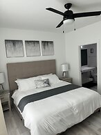 Handsboro Pointe Condo & Suites