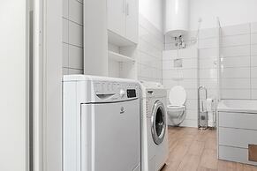 Relaxing 2BR shared Apt. U3 Enkplatz