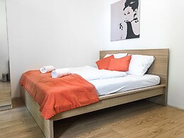 Relaxing 2BR shared Apt. U3 Enkplatz