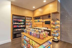 Cambria Hotel Denver Downtown RiNo