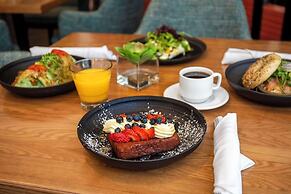 Cambria Hotel Denver Downtown RiNo