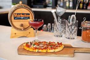 Cambria Hotel Denver Downtown RiNo