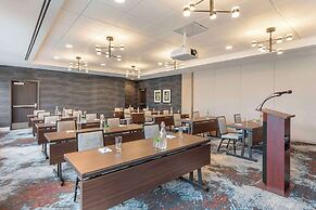 Cambria Hotel Denver Downtown RiNo