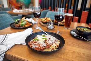 Cambria Hotel Denver Downtown RiNo