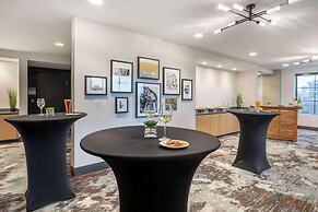 Cambria Hotel Denver Downtown RiNo