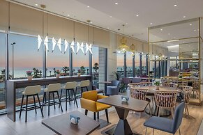 Hampton By Hilton Kuwait Salmiya