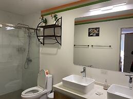 Elegant 1BR Apt with Pool