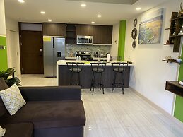 Elegant 1BR Apt with Pool