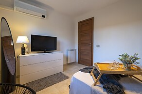 Sardinia Re - Fioretta Home Balcony Side