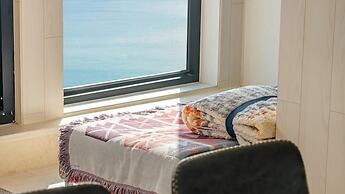 Gyeongju Luna Piena Poolvilla