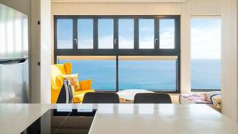 Gyeongju Luna Piena Poolvilla