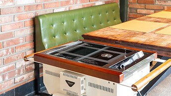 Gyeongju Luna Piena Poolvilla