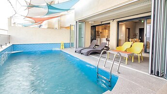 Gyeongju Luna Piena Poolvilla