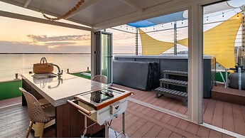 Gyeongju Luna Piena Poolvilla