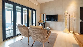 Gyeongju Luna Piena Poolvilla