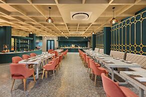 Essentia Luxury Resort & Spa Udaipur