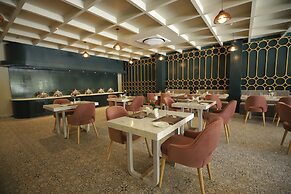 Essentia Luxury Resort & Spa Udaipur