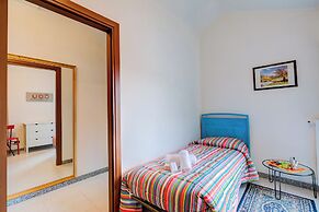 Ortensia Blu Lake And Relax