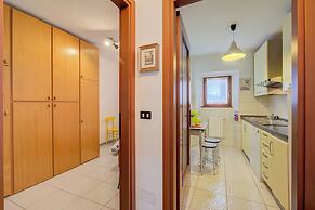 Ortensia Blu Lake And Relax