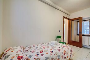 Ortensia Blu Lake And Relax