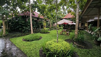 Sobo Joglo Jawi Guesthouse by Cocotel