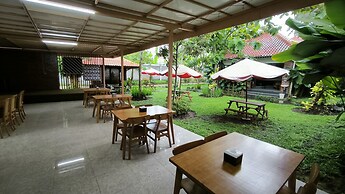 Sobo Joglo Jawi Guesthouse by Cocotel