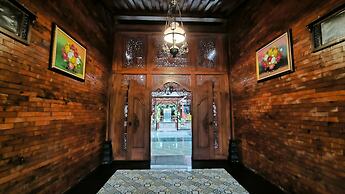 Sobo Joglo Jawi Guesthouse by Cocotel