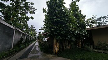 Sobo Joglo Jawi Guesthouse by Cocotel