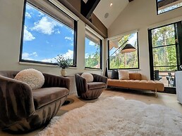 Wolf Rock Home 82