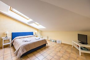 Pica Starlight at Central Station