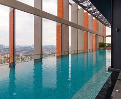 Millerz Square, Old Klang Road