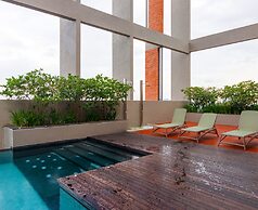 Millerz Square, Old Klang Road