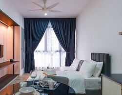 Millerz Square, Old Klang Road