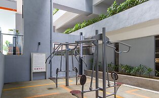 Neu Suites Residence, Embassy Row