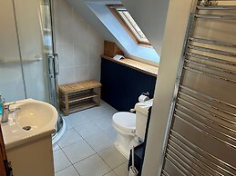 Riverlea Coach House