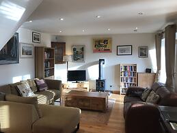 Riverlea Coach House