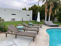 Palm Springs Paradise