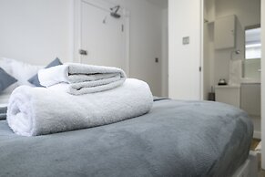 Upper Rock Brighton Apartments