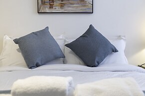 Upper Rock Brighton Apartments