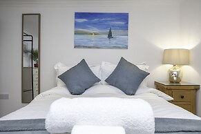 Upper Rock Brighton Apartments