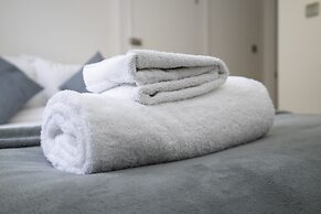 Upper Rock Brighton Apartments