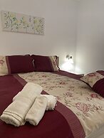 Side SeaView 3Bedrooms Apartment Sliema