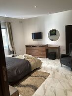 Side SeaView 3Bedrooms Apartment Sliema